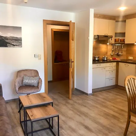 Anita * Βέστεντορφ