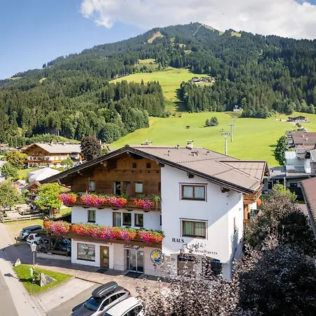 Anita * Βέστεντορφ